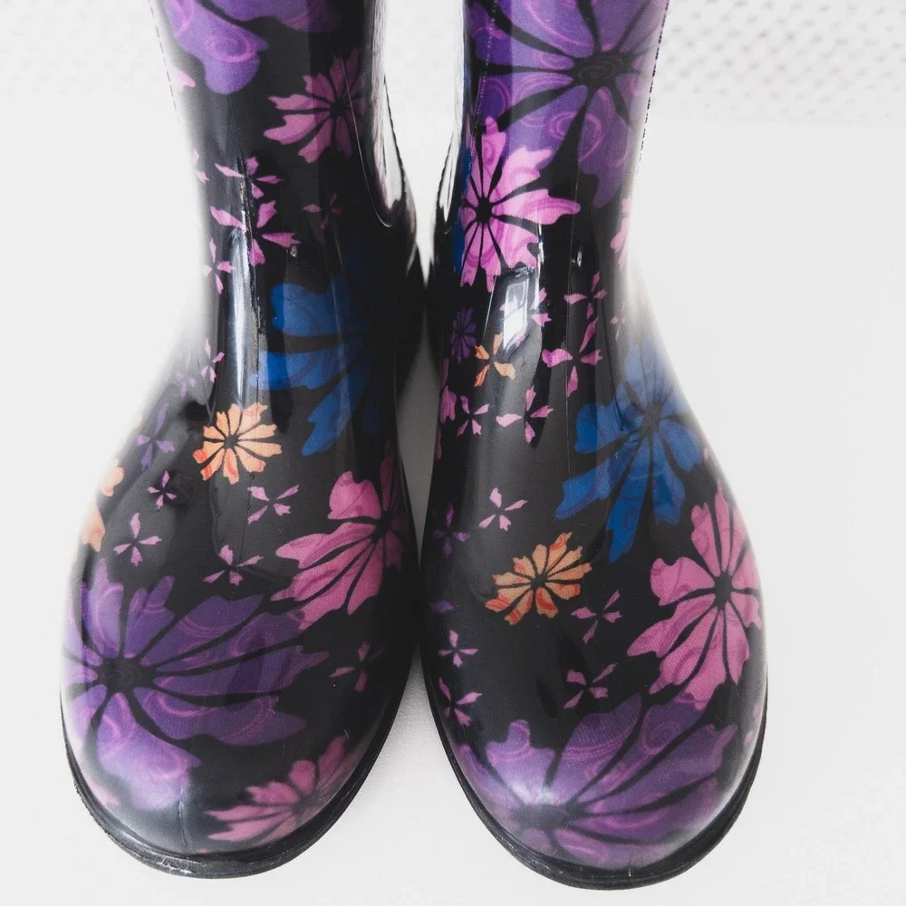 Sloggers‎ Rain Boots Women Size 7 Black Floral Waterproof Garden Mid Calf Boots